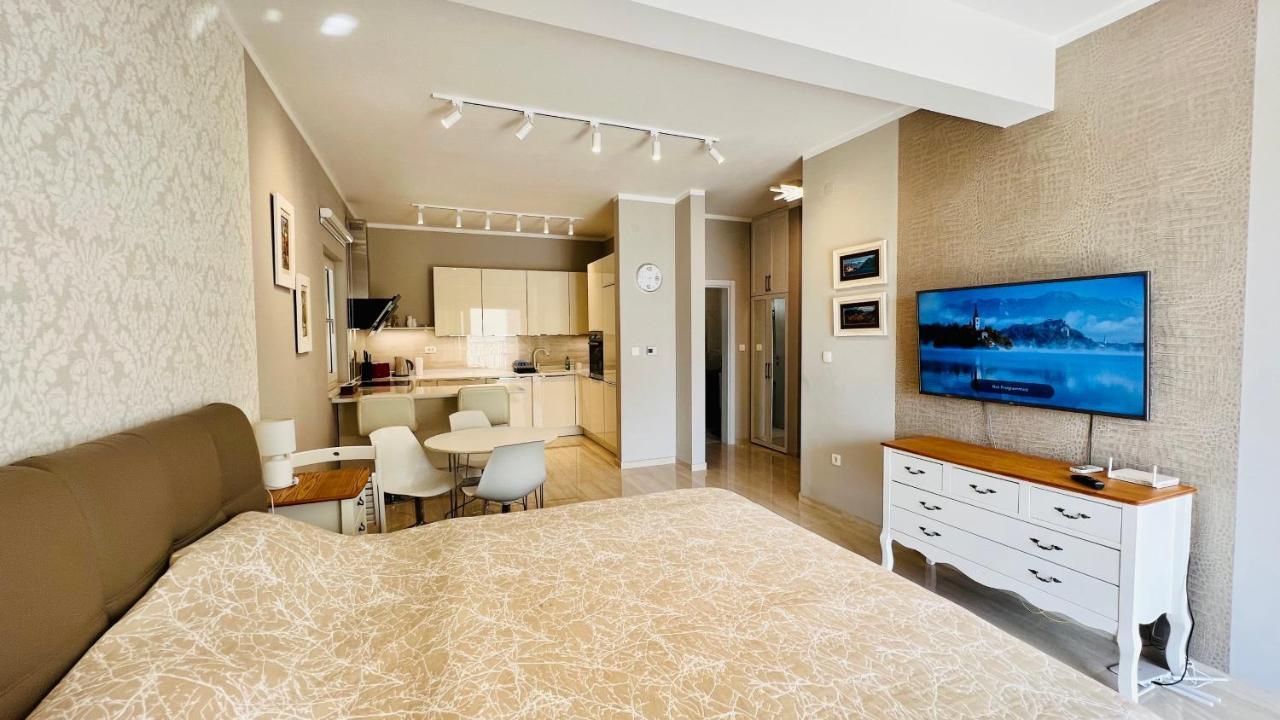 Melodia Del Mare Apartment โกตอร์ ภายนอก รูปภาพ
