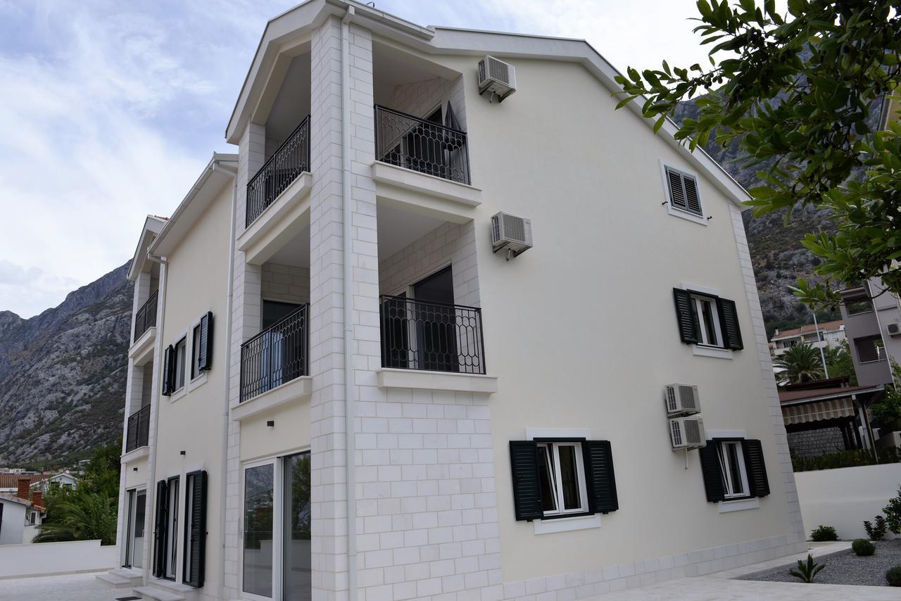 Melodia Del Mare Apartment โกตอร์ ภายนอก รูปภาพ